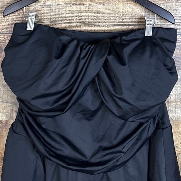 NEW Swimsuits For All Ruched Skirted Bandeau Swimdress Swimsuit Black Size 18 - Picture 3 of 14